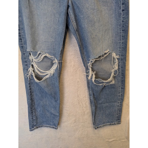 American Eagle Strigid Mom Jeans Women's Size 10 Short Distressed High Rise - Picture 3 of 12
